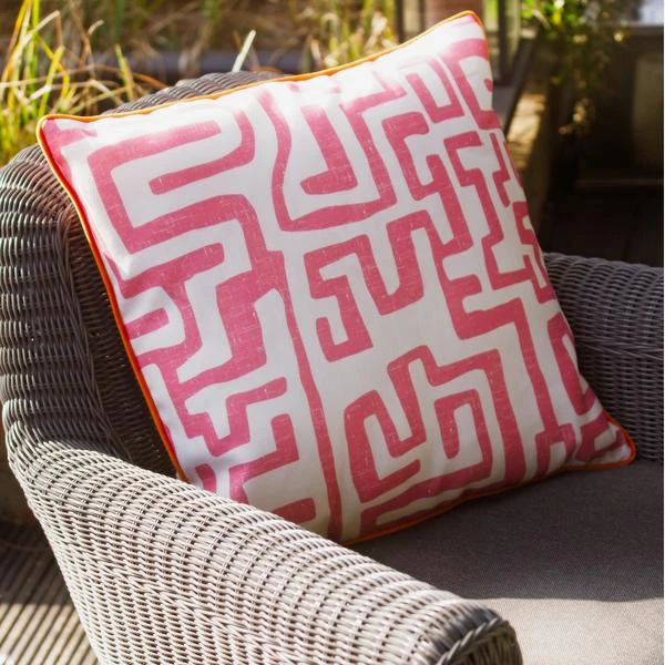 Reef Tropic Outdoor Outdoor Cushion 6 Reef Tropic Outdoor Outdoor Cushion - Image 4