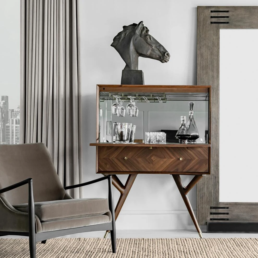 Chester Bar Cabinet 5 Chester Bar Cabinet - Image 3