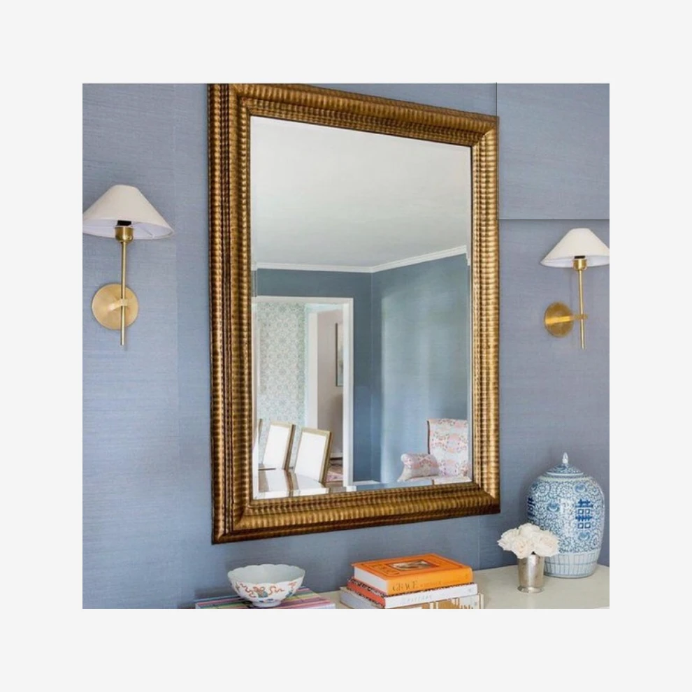 Hackney Wall Light, Hand-Rubbed Antique Brass 5 Hackney Wall Light, Hand-Rubbed Antique Brass - Image 3